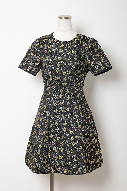 【TED　BAKER】　イエロー×黒花柄（1）｜レンタルドレス