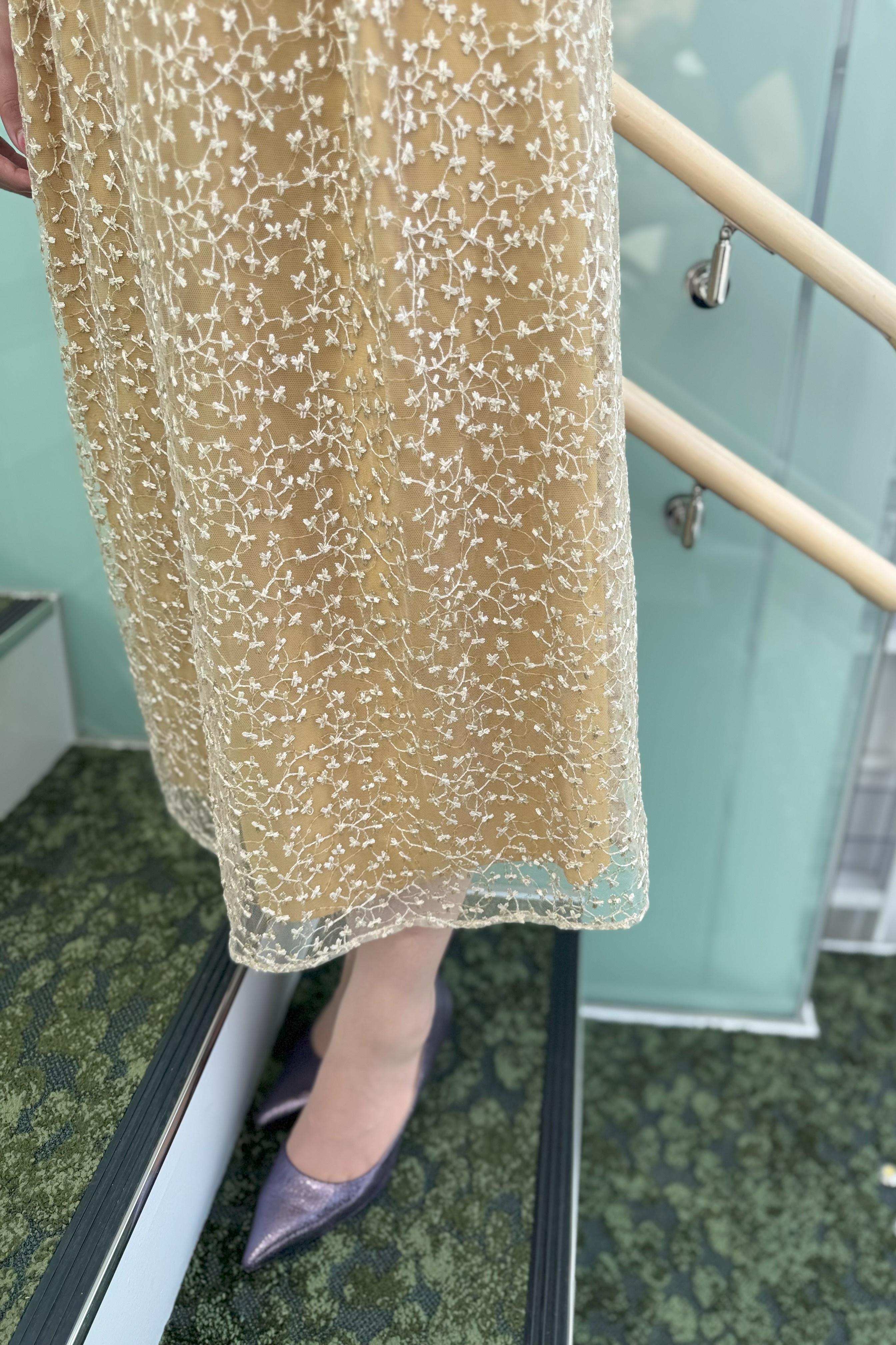【kaene】　イエロースパンコールエンブロイダリ―（34）｜レンタルドレス