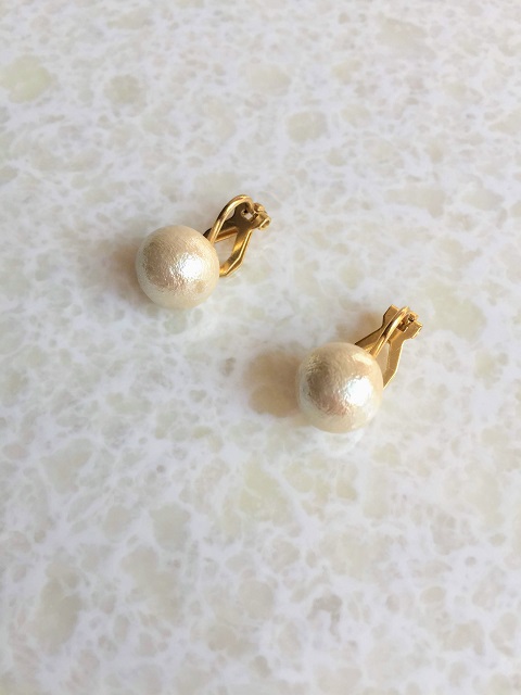 コットンパール1cmイヤリング