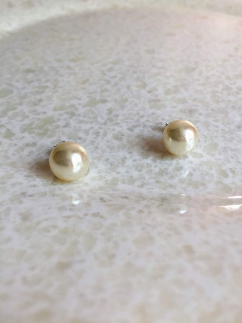 パール1cmピアス