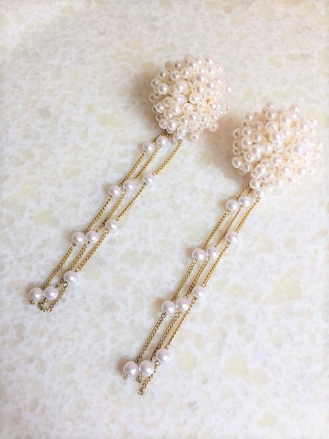 パールタッセルピアス
