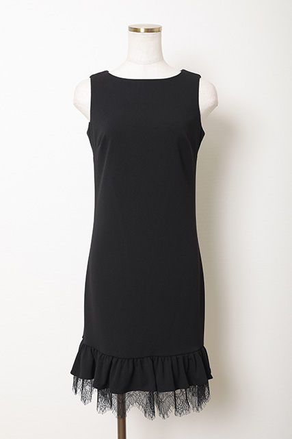 【Calvin　Klein】　黒裾フレアレースドレス（2P）｜レンタルドレス