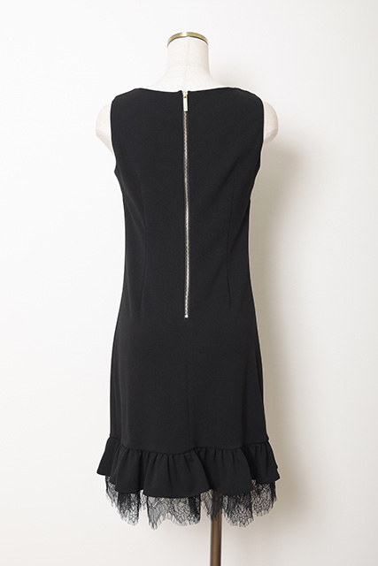 【Calvin　Klein】　黒裾フレアレースドレス（2P）｜レンタルドレス