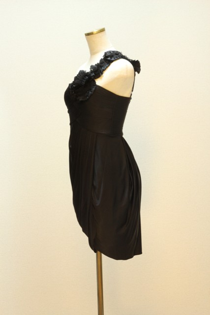 【BCBG】　黒ワンショルダーコクーン（XS）｜レンタルドレス